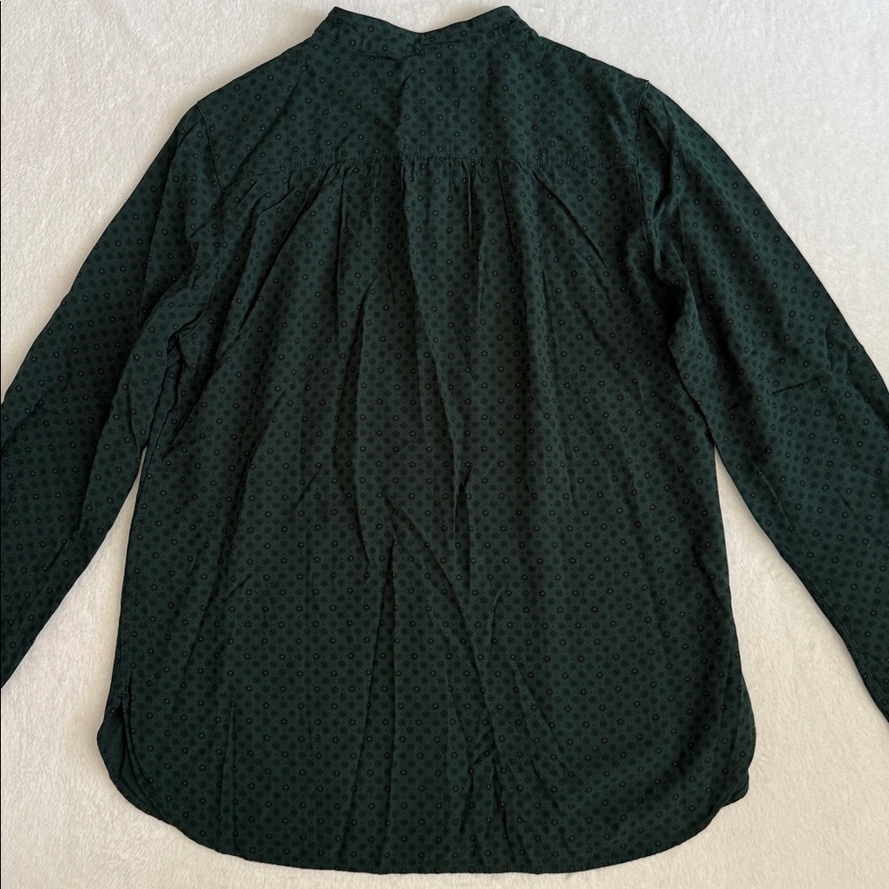 Ines de la Fressange x Uniqlo | Floral Print Covered Button Top Blouse Green M - Picture 13 of 15